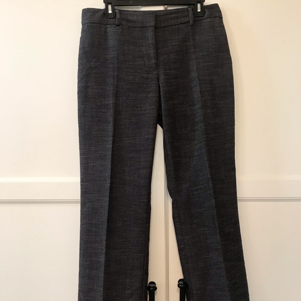 Ann Taylor Gray size 6 signature fit pants